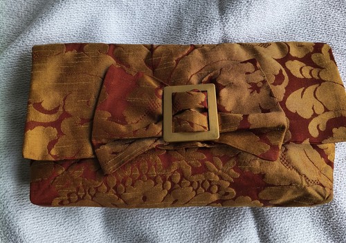 Gorgeous vintage style clutch - gorgeous, vintage-style